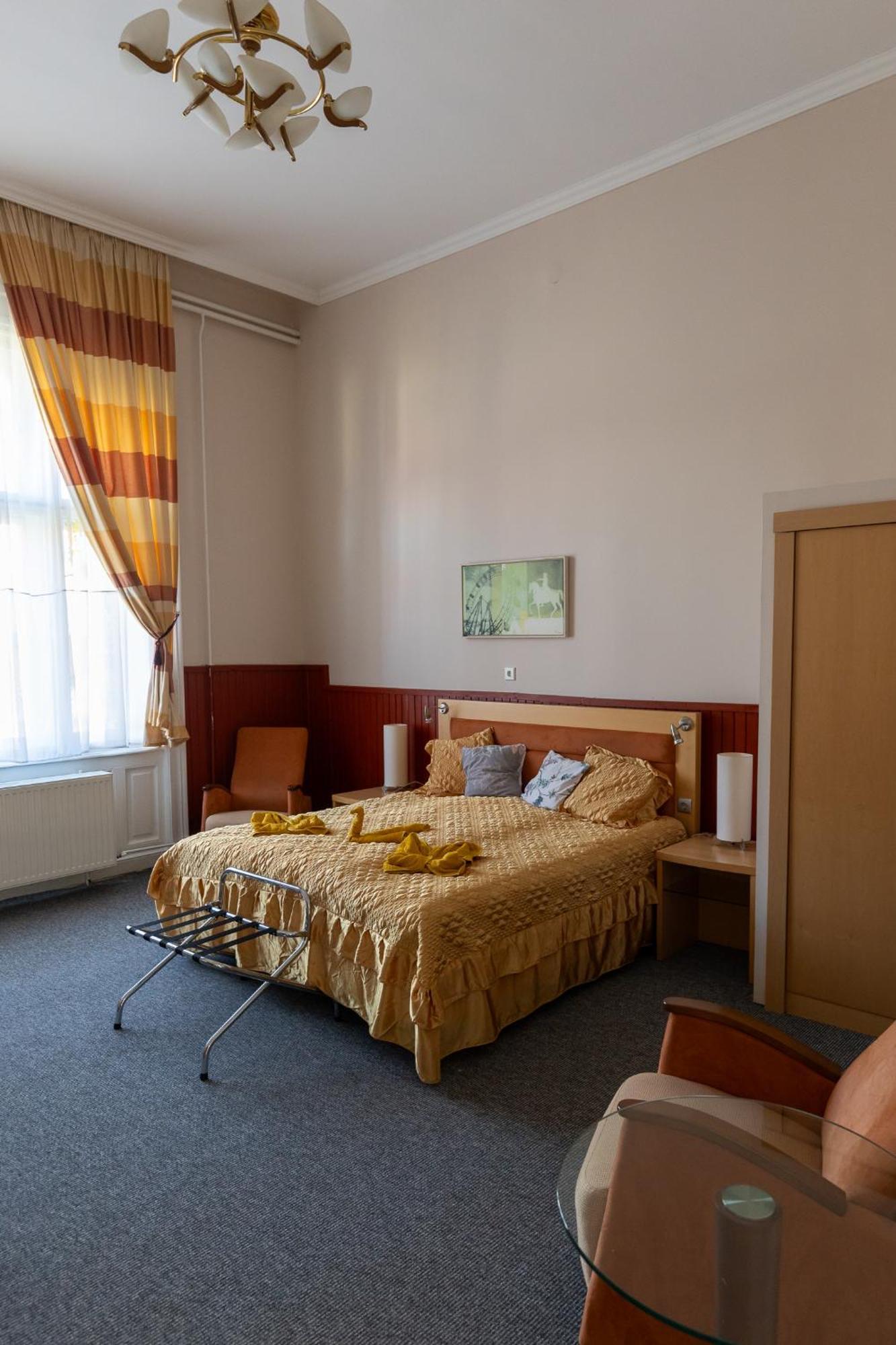 Meller-kastély Villa Csurgo Extérieur photo